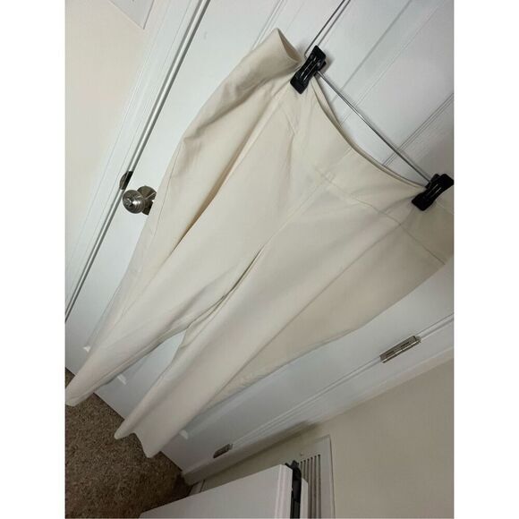 Lane Bryant Pants - Lane Bryant women’s wide leg Creme dress pants size 22